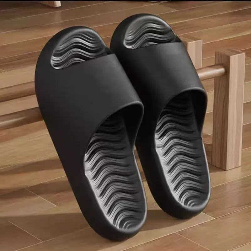 Thick-soled Solid Color Slippers